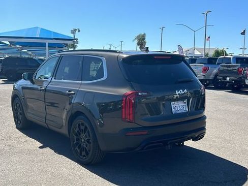 Used 2022 Kia Telluride SX w/ SX Prestige Package AWD/4WD image 5