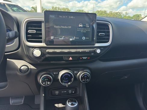 New 2026 Hyundai Venue SEL FWD image 18