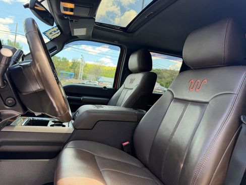 Used 2015 Ford F350 King Ranch w/ King Ranch w/Chrome Package image 11