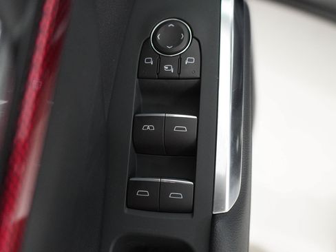 New 2026 Chevrolet Traverse RS FWD image 8