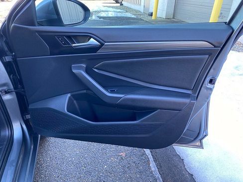 Used 2020 Volkswagen Jetta SEL image 30