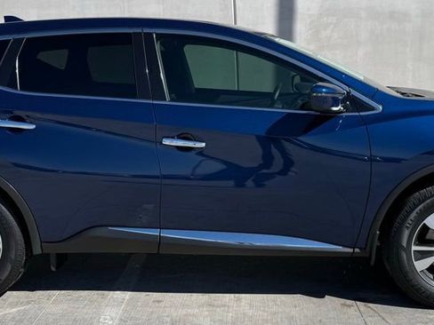 Used 2020 Nissan Murano S w/ Technology Package image 3