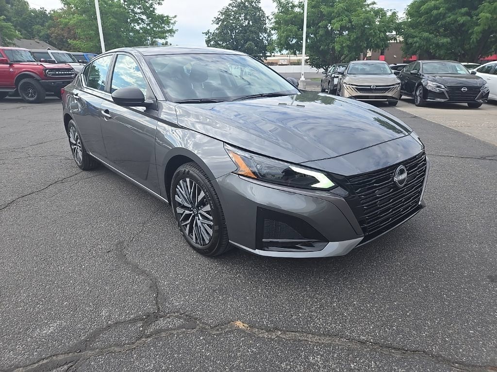 New 2026 Nissan Altima 2.5 SV AWD/4WD image 3