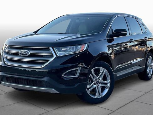 Used 2018 Ford Edge Titanium image 3