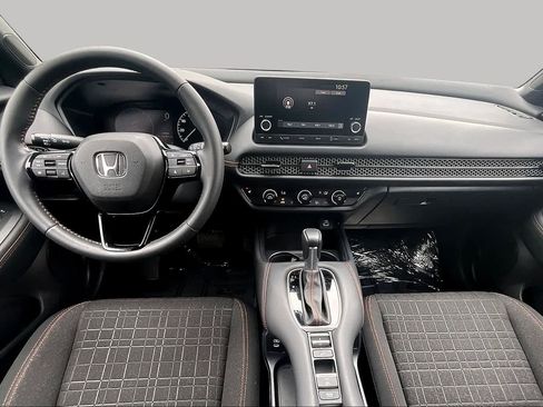 Used 2025 Honda HR-V Sport image 15