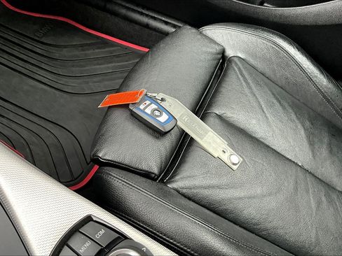 Used 2018 BMW M240i Convertible RWD image 34