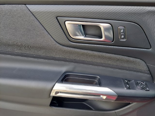 Used 2024 Ford Mustang GT RWD image 31