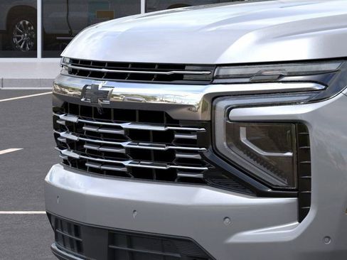 New 2026 Chevrolet Suburban Premier image 13