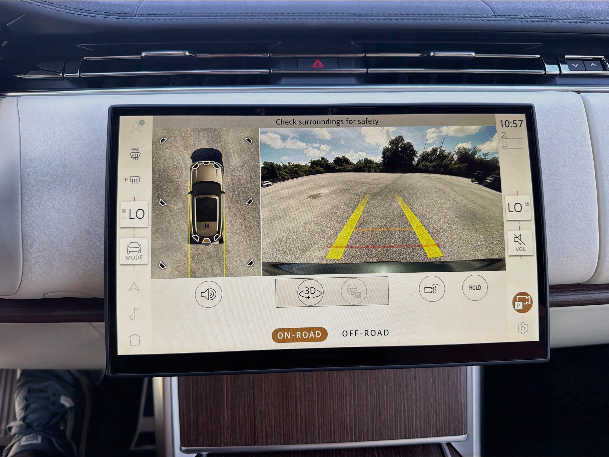 New 2026 Land Rover Range Rover SE AWD/4WD image 35
