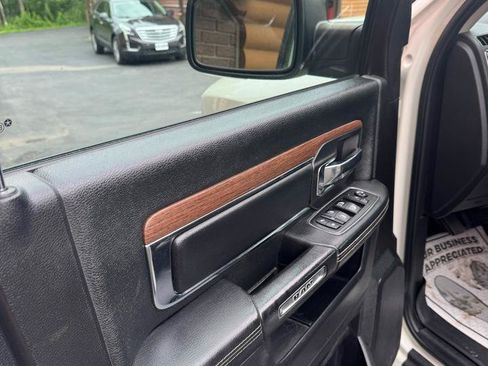 Used 2016 RAM 2500 Laramie w/ Sport Appearance Group AWD/4WD image 6