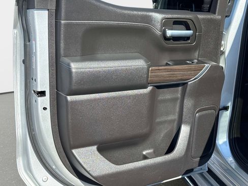 Used 2020 Chevrolet Silverado 1500 RST w/ All-Star Edition image 13