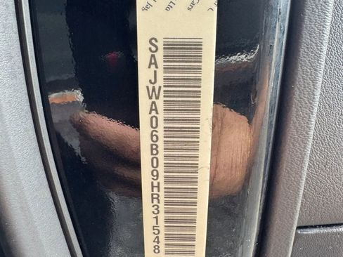 Used 2009 Jaguar XF Premium image 33