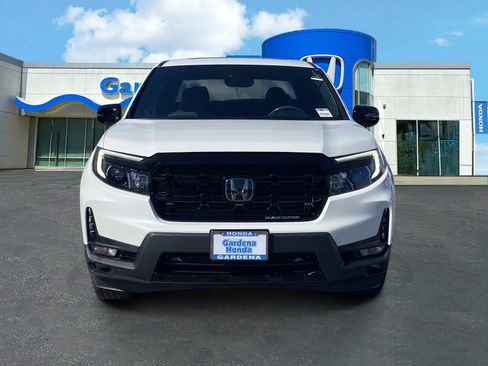 New 2026 Honda Ridgeline Black Edition image 2