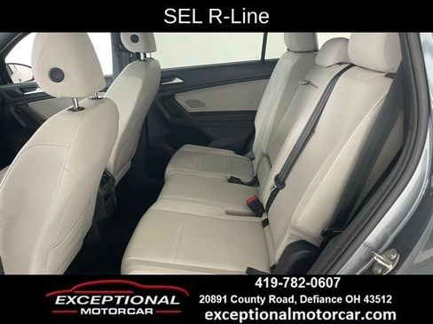 Used 2023 Volkswagen Atlas SEL R-Line AWD/4WD image 47