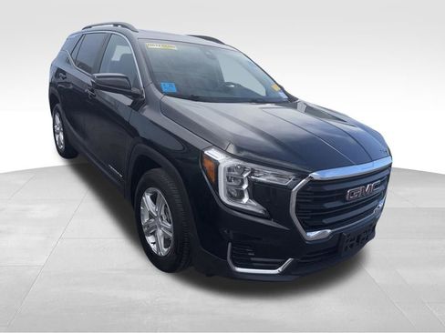 Used 2022 GMC Terrain SLE w/ Driver Convenience Package AWD/4WD image 14