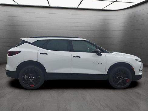 New 2025 Chevrolet Blazer LT w/ Redline Edition image 6