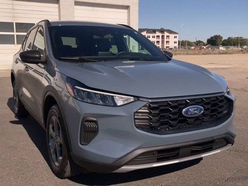 Used 2026 Ford Escape ST-Line AWD/4WD image 4