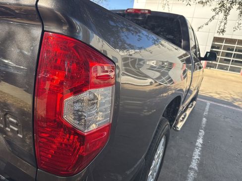 Used 2015 Toyota Tundra SR5 image 5