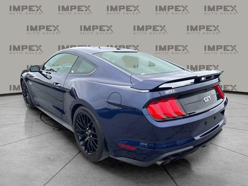 Used 2018 Ford Mustang GT Premium w/ GT Performance Package RWD image 2