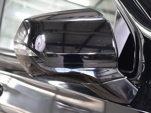 Used 2022 Cadillac Escalade Sport Platinum image 16