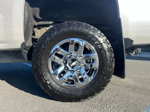 Used 2019 Chevrolet Silverado 3500 High Country w/ Duramax Plus Package AWD/4WD image 13