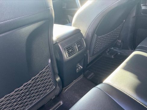 Used 2022 Toyota 4Runner Limited image 17