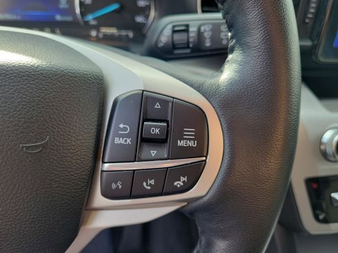 Used 2023 Ford Explorer XLT w/ Equipment Group 202A image 26