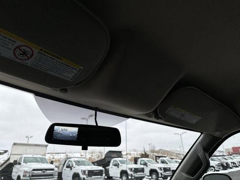 Used 2024 GMC Savana 2500 w/ Driver Convenience Package image 21