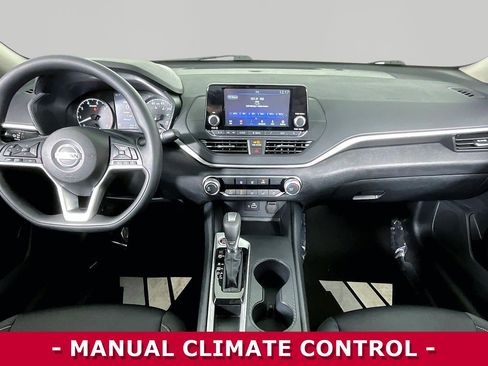 Certified 2022 Nissan Altima 2.5 S w/ Driver Assist Package FWD image 7