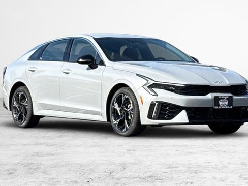 New 2026 Kia K5 GT-Line image 2