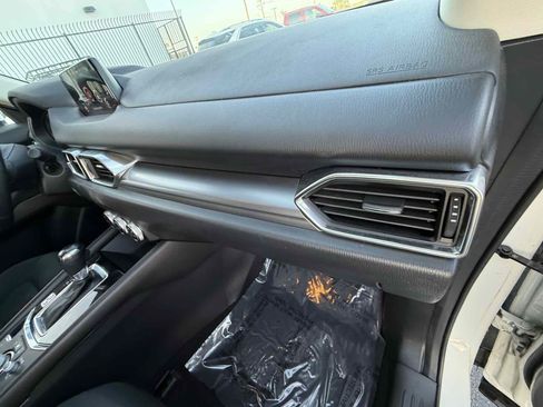 Used 2020 MAZDA CX-5 Sport FWD image 37