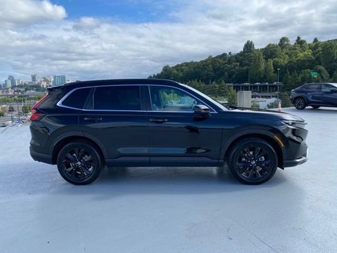 Certified 2024 Honda CR-V Sport Touring image 3