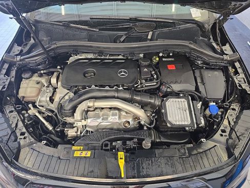 Certified 2025 Mercedes-Benz GLA 250 image 30