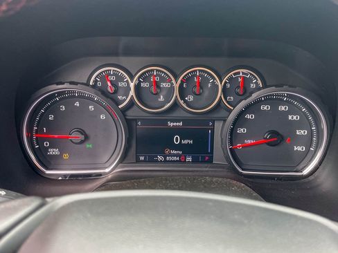 Used 2021 Chevrolet Suburban RST w/ Rear Media and Nav Package image 10