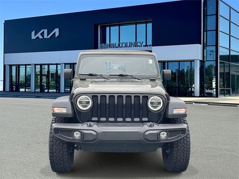 Used 2022 Jeep Wrangler Unlimited Sport image 6