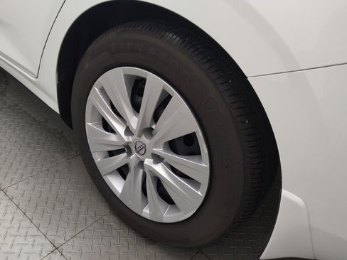 Used 2025 Nissan Sentra S FWD image 31