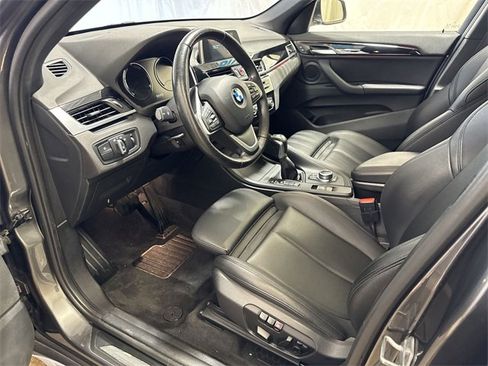 Used 2018 BMW X1 xDrive28i w/ Convenience Package image 12