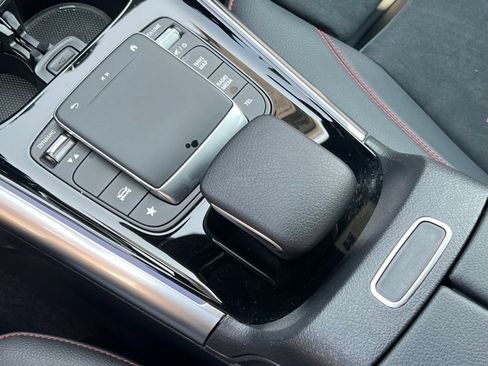 Certified 2023 Mercedes-Benz GLA 250 4MATIC image 26