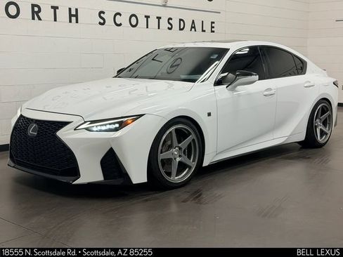 Used 2022 Lexus IS 500 RWD image 8