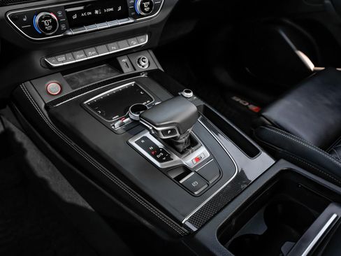 Used 2020 Audi SQ5 Premium Plus image 31