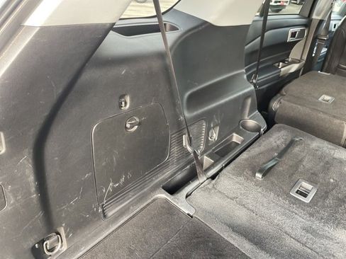 Used 2023 Ford Explorer XLT w/ Equipment Group 202A image 65