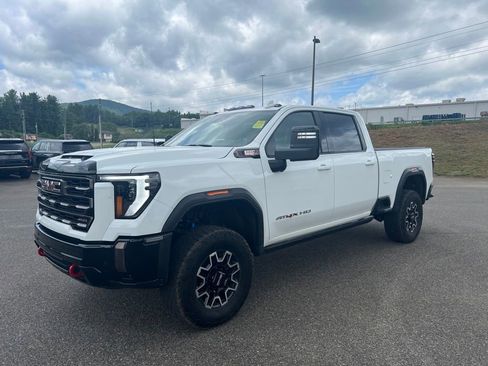 Used 2024 GMC Sierra 2500 AT4X AWD/4WD image 1