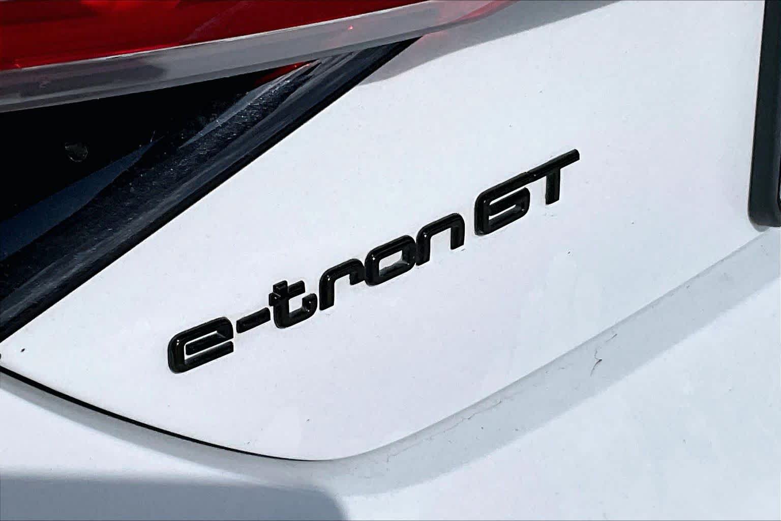 Used 2022 Audi e-tron GT Prestige w/ Prestige Package AWD/4WD image 30