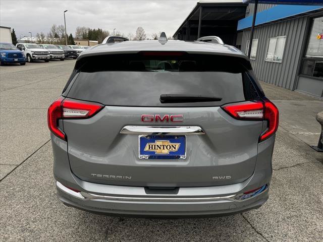 Used 2024 GMC Terrain Denali AWD/4WD image 4