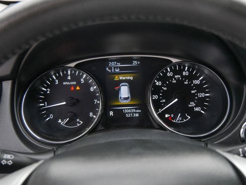 Used 2015 Nissan Rogue SL w/ SL Premium Package image 24