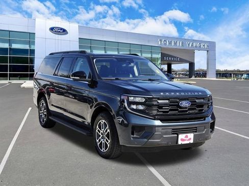 Certified 2025 Ford Expedition Max Active image 6