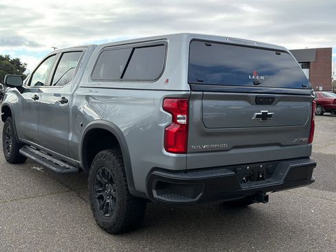 Used 2024 Chevrolet Silverado 1500 ZR2 w/ Technology Package image 7