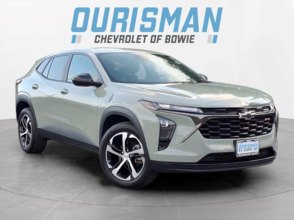 Certified 2024 Chevrolet Trax RS w/ Driver Confidence Package FWD image 1