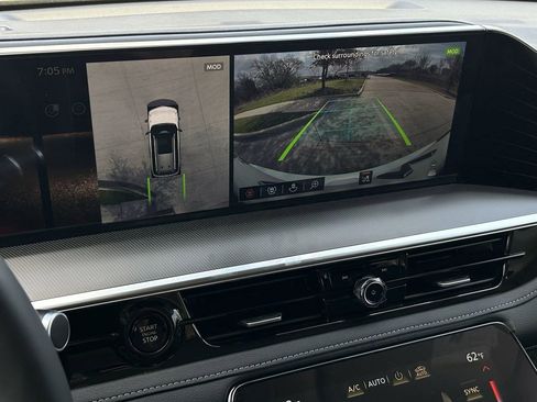 New 2026 INFINITI QX80 Luxe RWD image 13