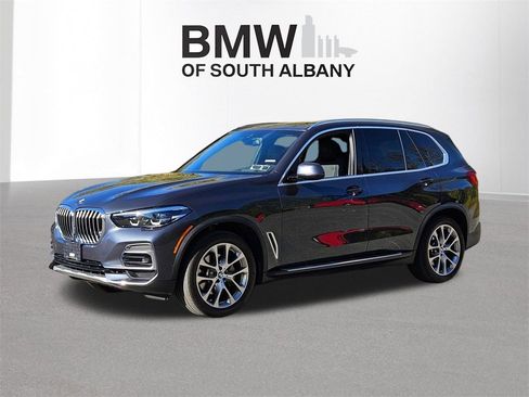 Certified 2022 BMW X5 xDrive40i w/ Premium Package image 6